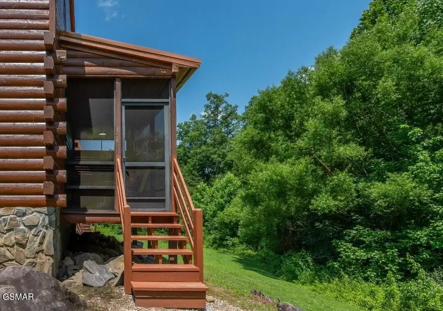 156 White Oak Resort Way, Gatlinburg, TN 37738 - #3