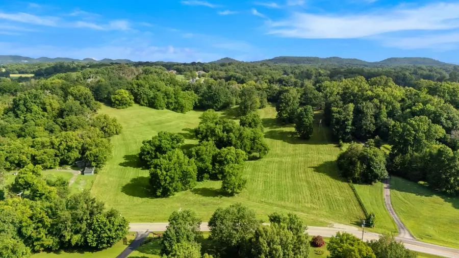 6628 Bethesda Arno Rd, Thompsons Station, TN 37179 - #3