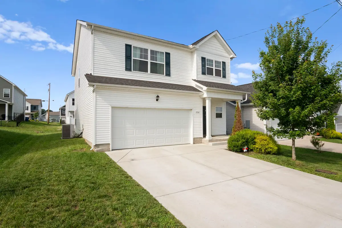 206 Triple Crown Ct, Shelbyville, TN 37160 - #1