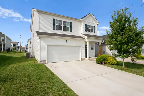206 Triple Crown Ct, Shelbyville, TN 37160