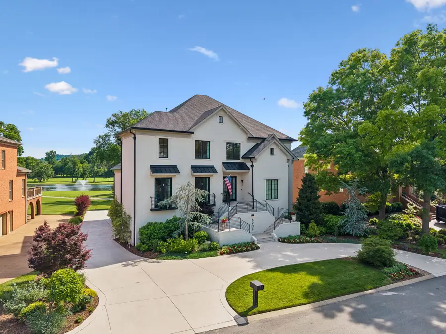 5207 Country Club Dr, Brentwood, TN 37027 - #2