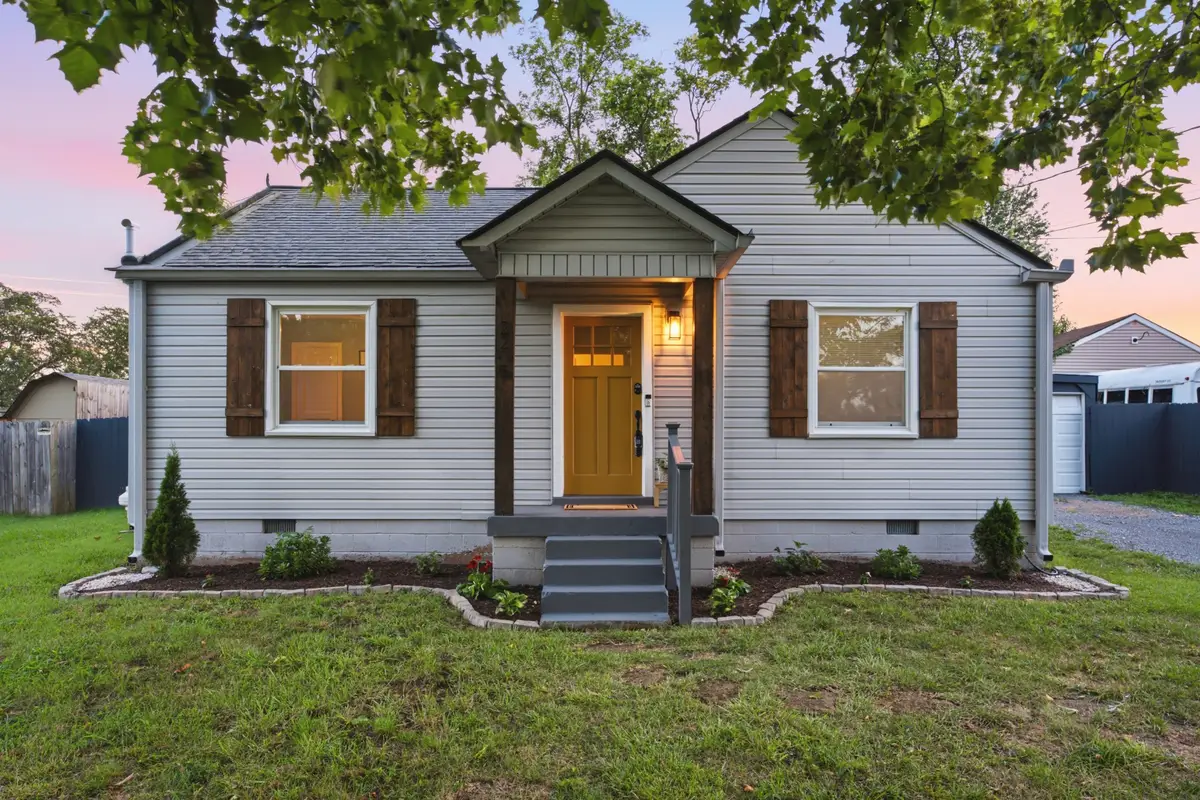 2215 Weona Dr, Nashville, TN 37214 - #1