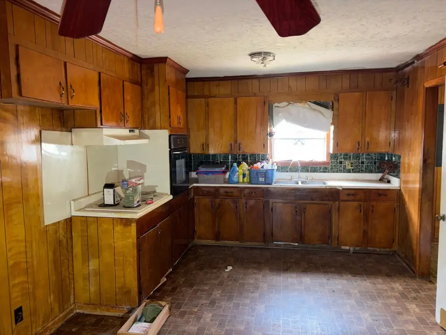 401 N Bradford Ave, Brownsville, TN 38012 - #3