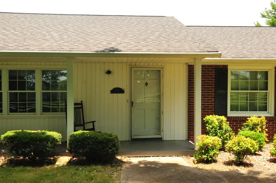 6881 Glidewell Rd, Cross Plains, TN 37049 - #3