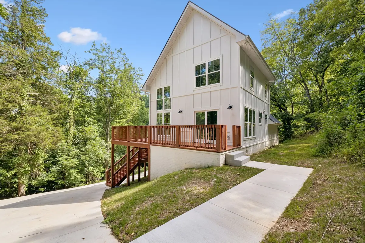 670 Harbor Dr, Lancaster, TN 38569 - #1