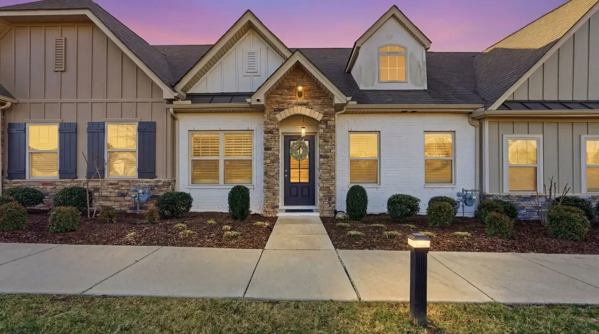 330 Madeira Pl, Gallatin, TN 37066 - #1