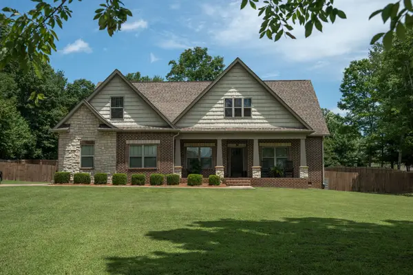 1275 Camp Ravine Rd, Burns, TN 37029