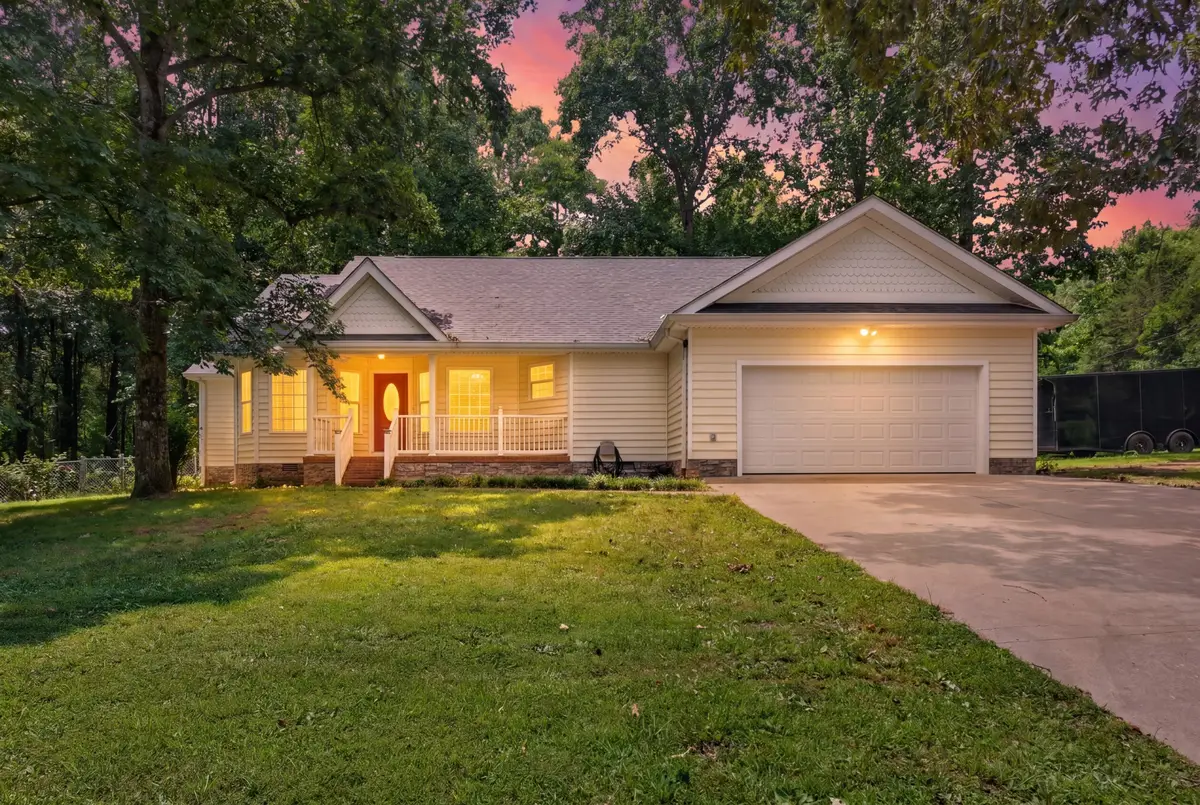 3450 Chapmans Cir, Palmyra, TN 37142 - #1