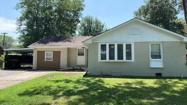 120 Story Book Dr, Clarksville, TN 37042