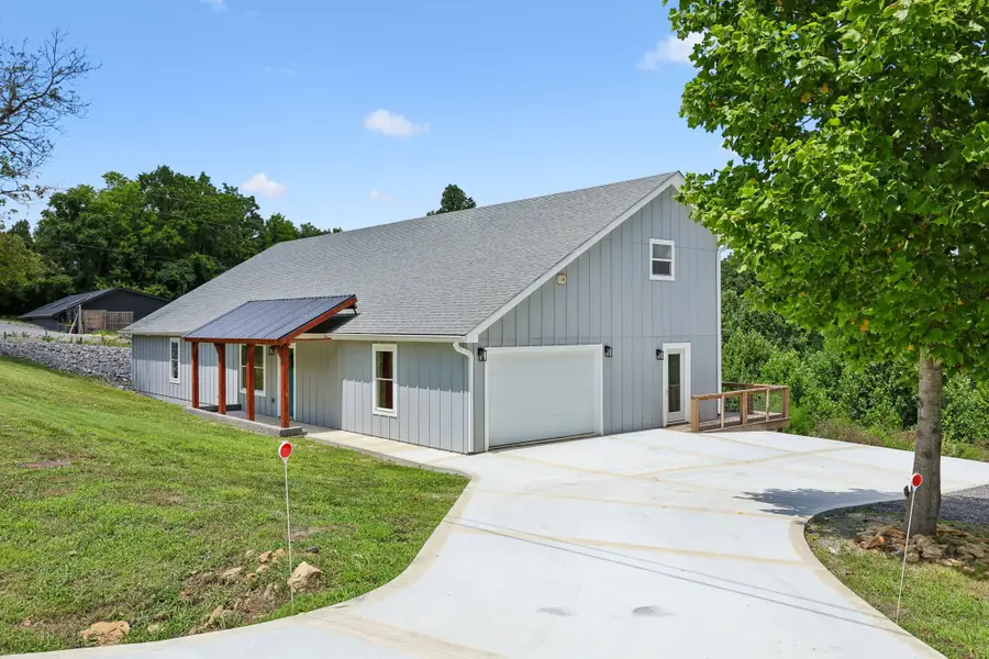 1124 Dale Ridge Rd, Dowelltown, TN 37059 - #3