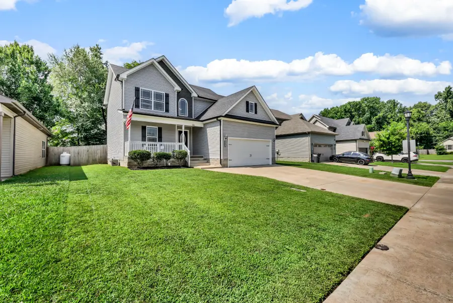 561 Medallion Cir, Clarksville, TN 37042 - #3