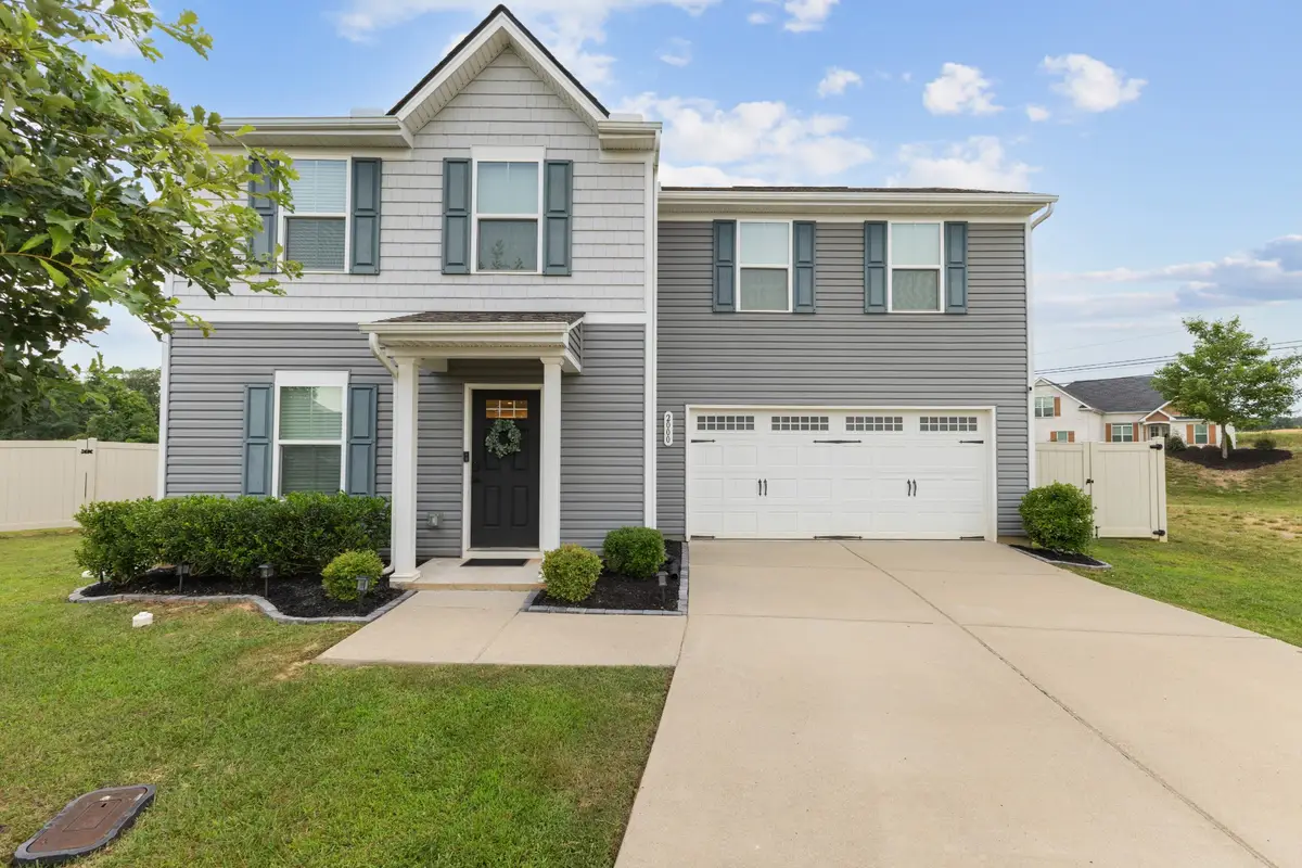 2000 Brokeshire Dr, White House, TN 37188 - #1