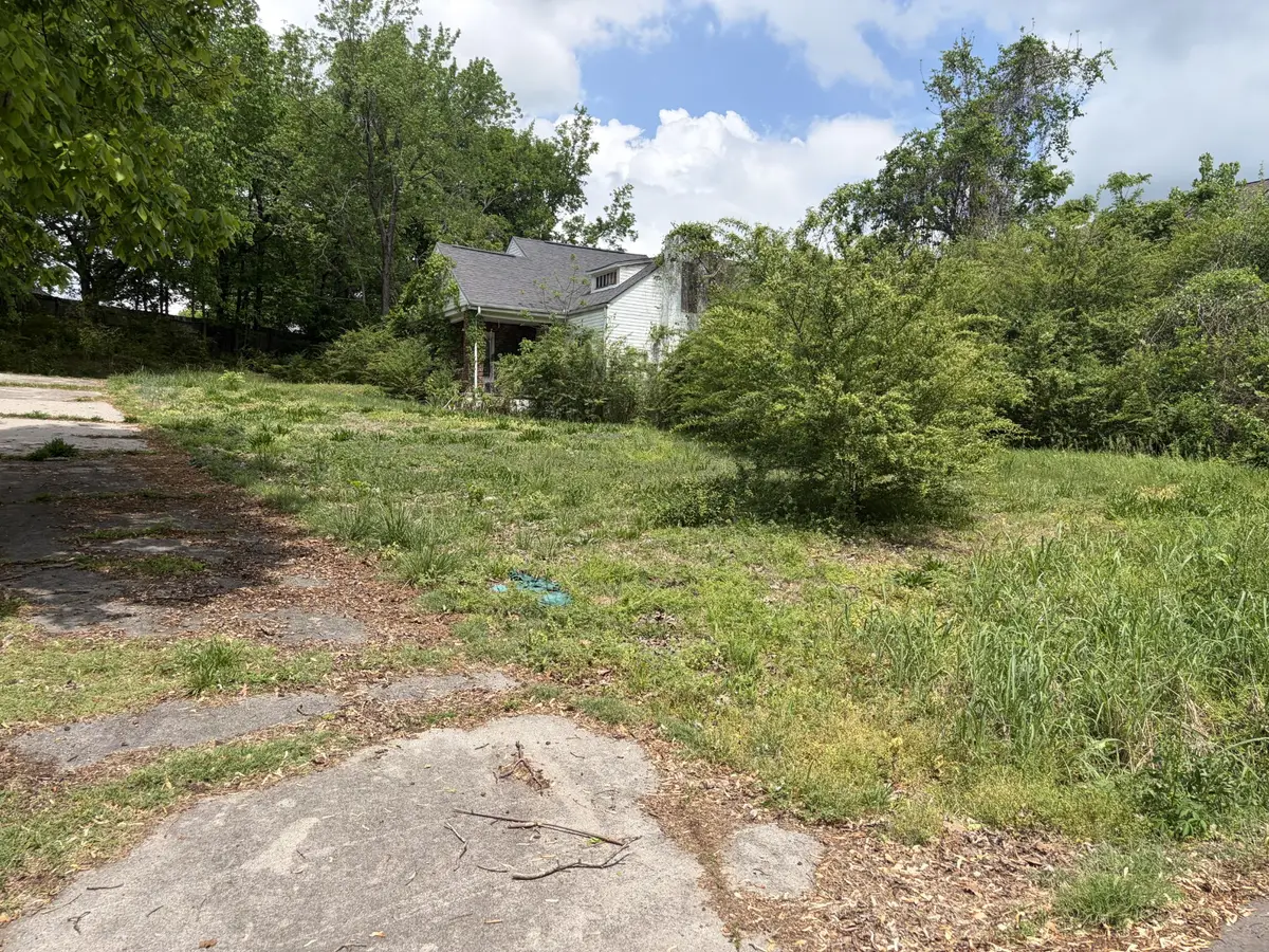 111 Turner St, Ashland City, TN 37015 - #1
