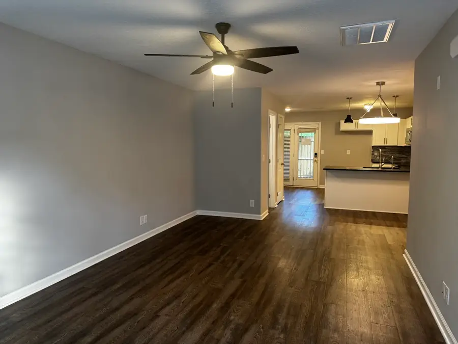 228 Woodland Valley Ln, Clarksville, TN 37040 - #3