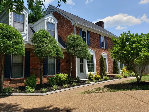 303 W Chownings Ct, Franklin, TN 37064