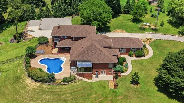 424 Hewgleys Road, South Pittsburg, TN 37380