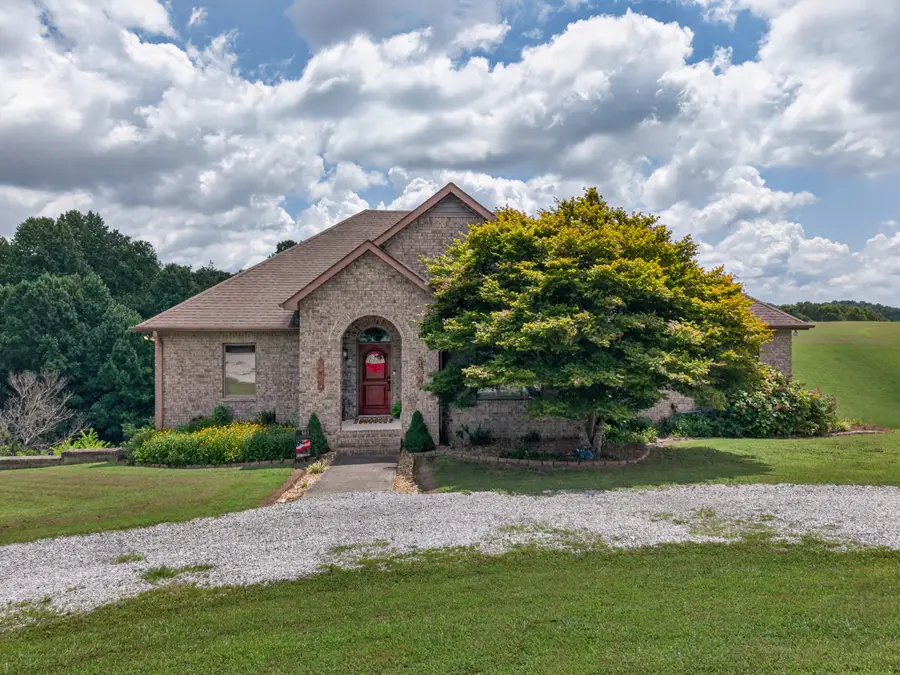 663 Lake Haven Dr, Tullahoma, TN 37388 - #3
