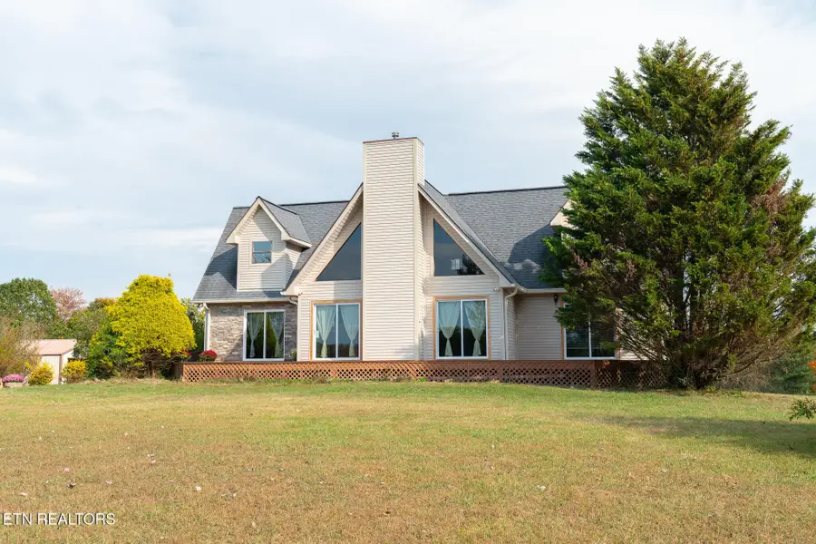 3767 Phillips Flats Rd, Oneida, TN 37841 - #3