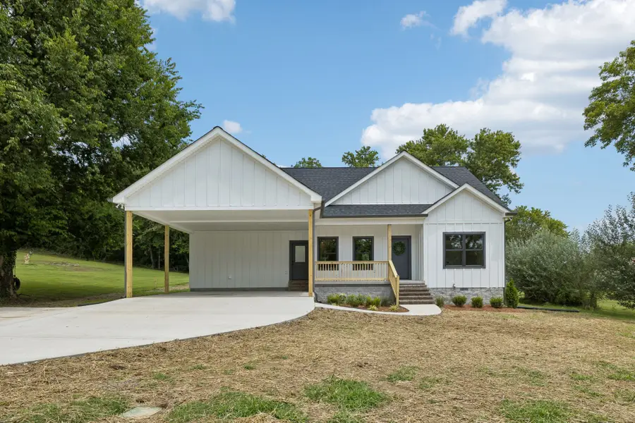 295 Meadow Dr, Gordonsville, TN 38563 - #3
