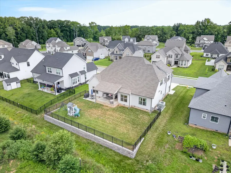 580 Bowden Dr, Clarksville, TN 37043 - #2