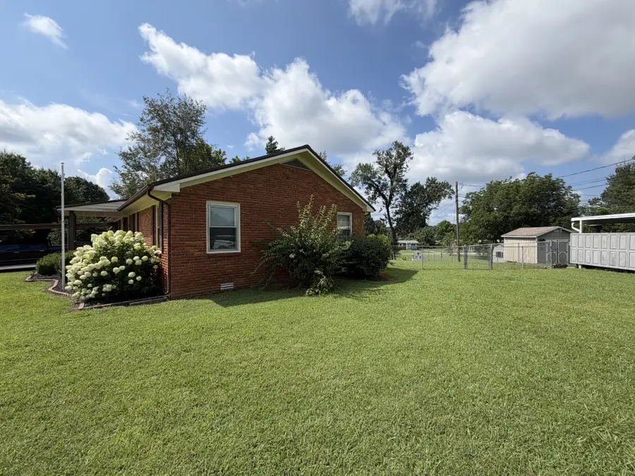 105 Skyline Dr, McMinnville, TN 37110 - #3