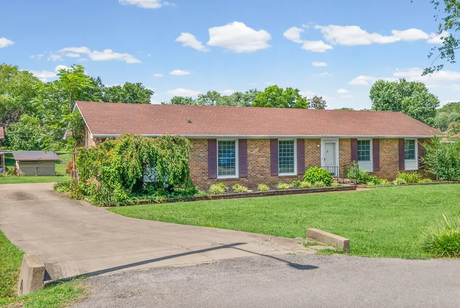 2111 Fleming Rd, Clarksville, TN 37043 - #2