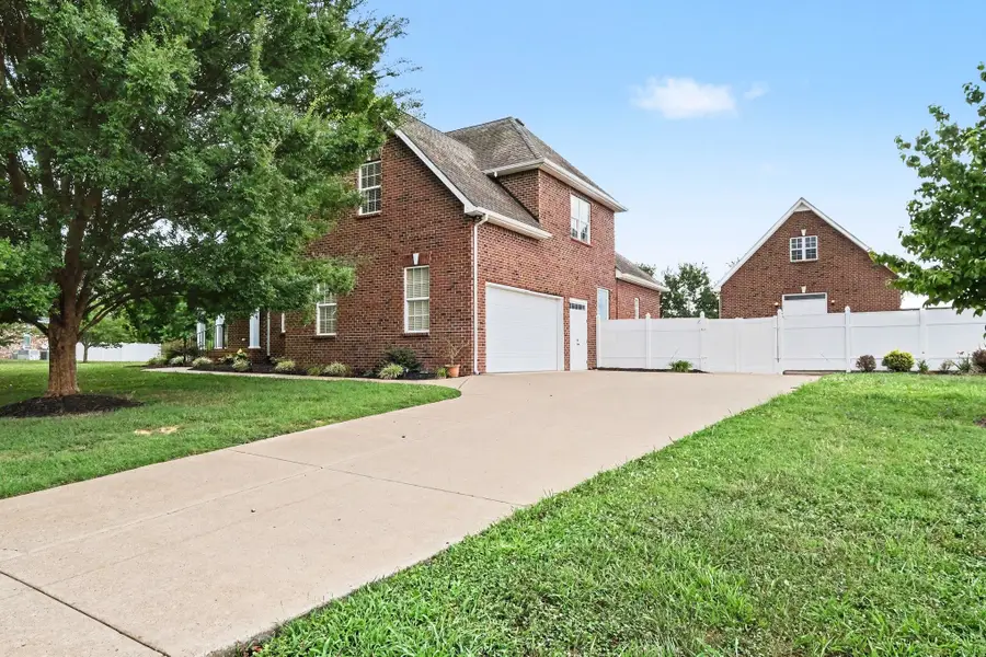 214 Jon Paul Ct, Murfreesboro, TN 37128 - #2