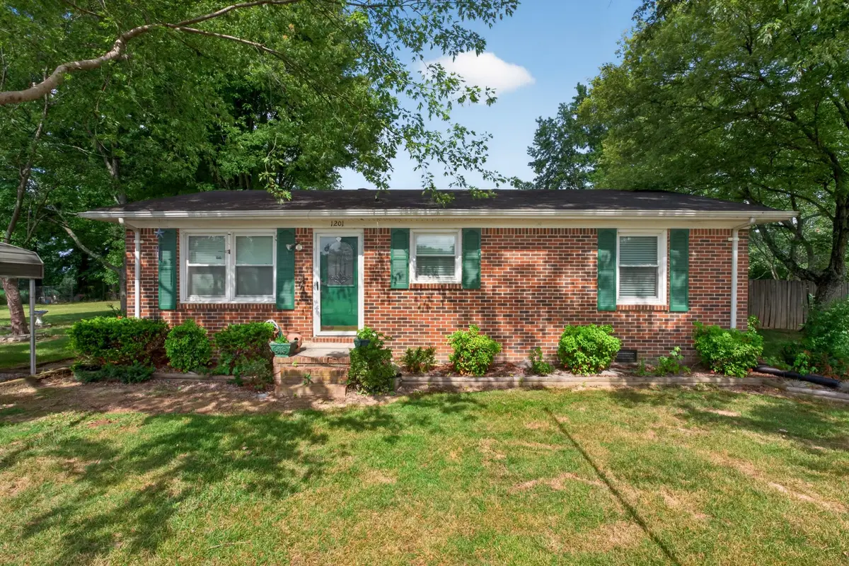1201 Earl Ave, Smithville, TN 37166 - #1