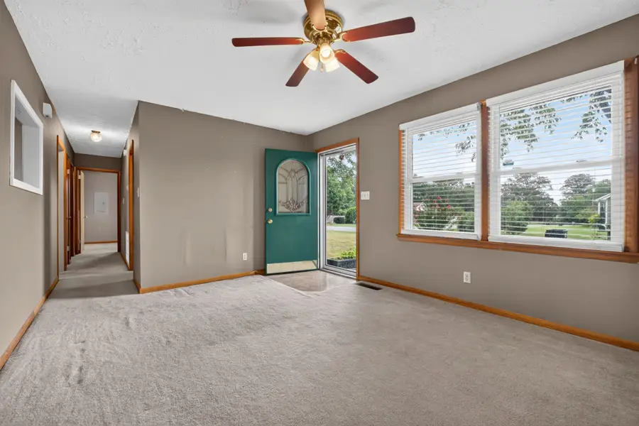 1201 Earl Ave, Smithville, TN 37166 - #2