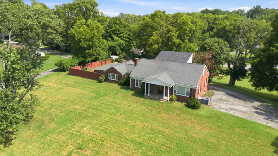 729 Greymont Dr, Nashville, TN 37217 - #3
