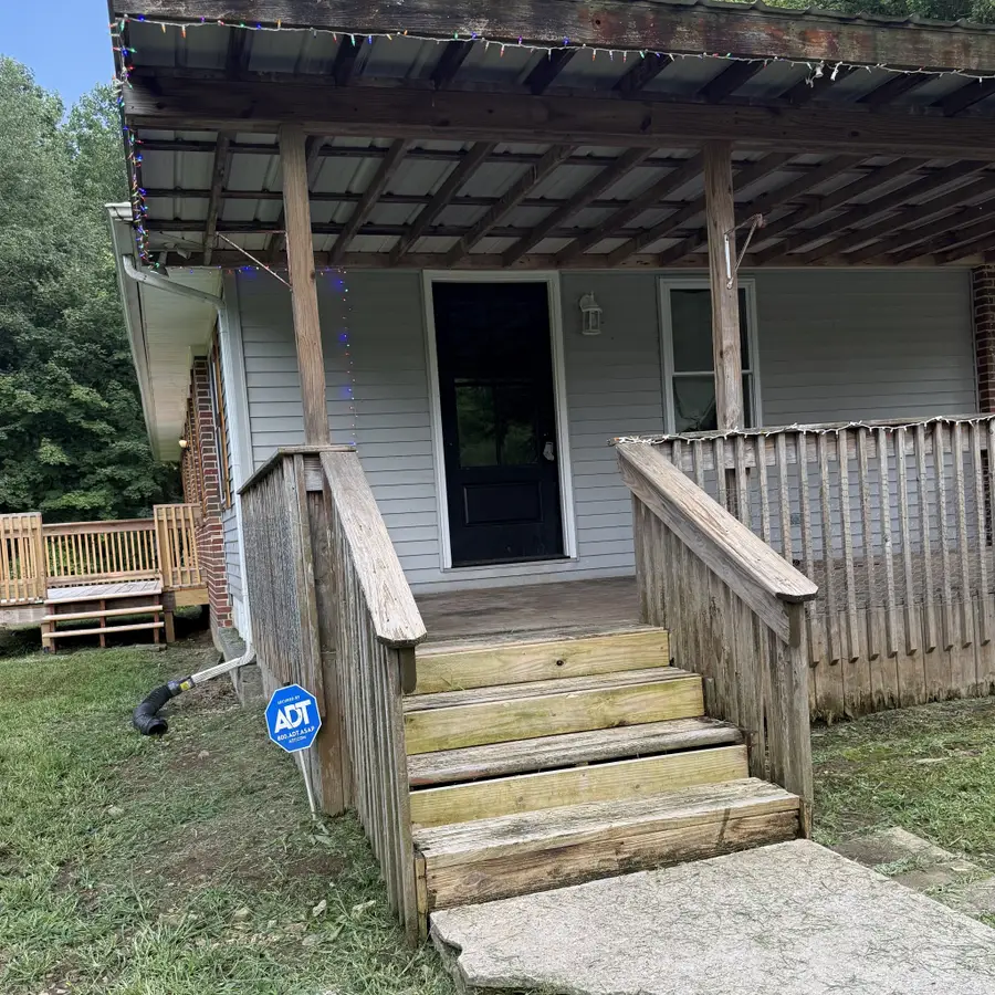 2625 Wartrace Hwy, Pleasant Shade, TN 37145 - #3