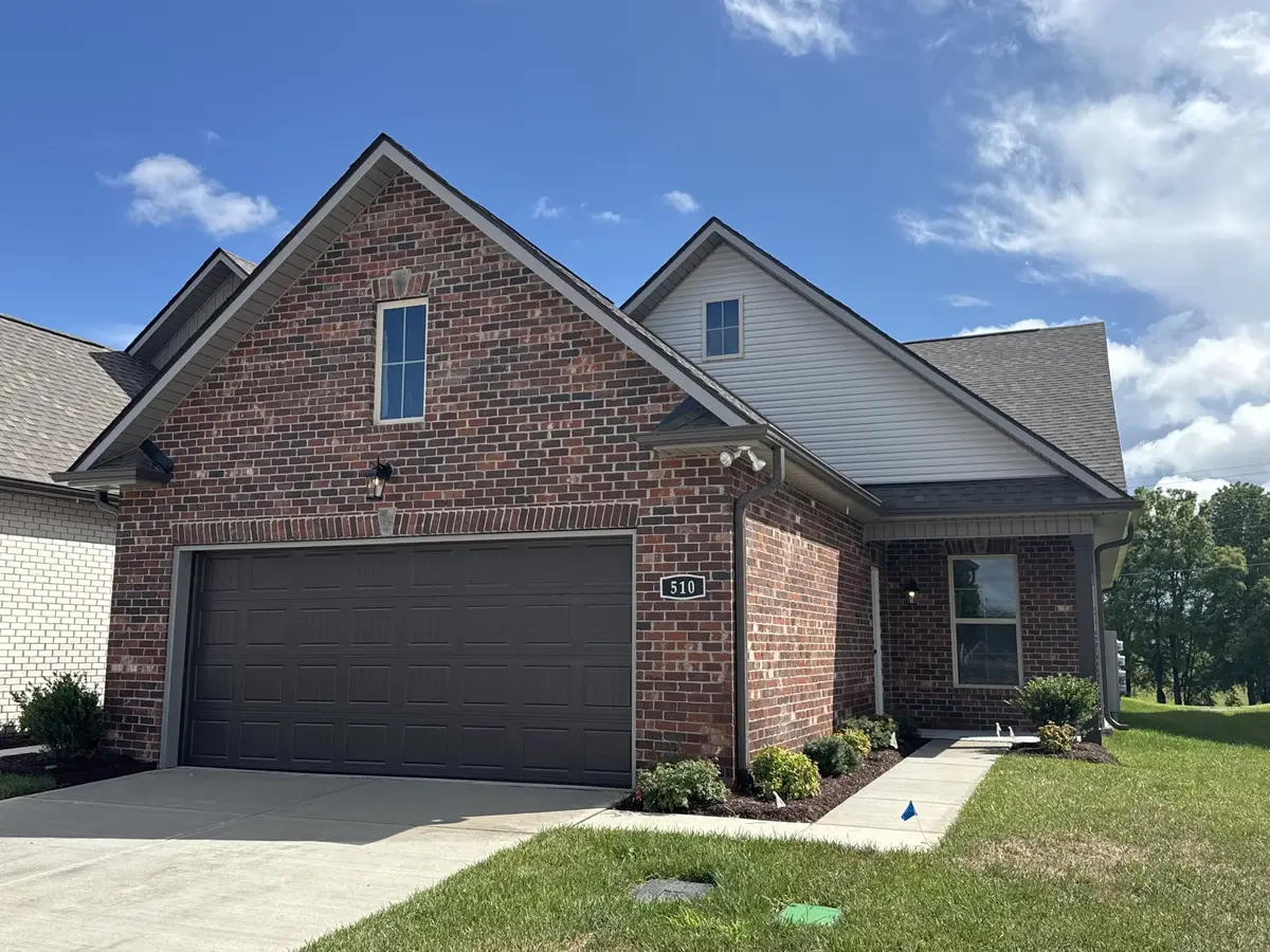 510 W Foxrun, Springfield, TN 37172 - #1