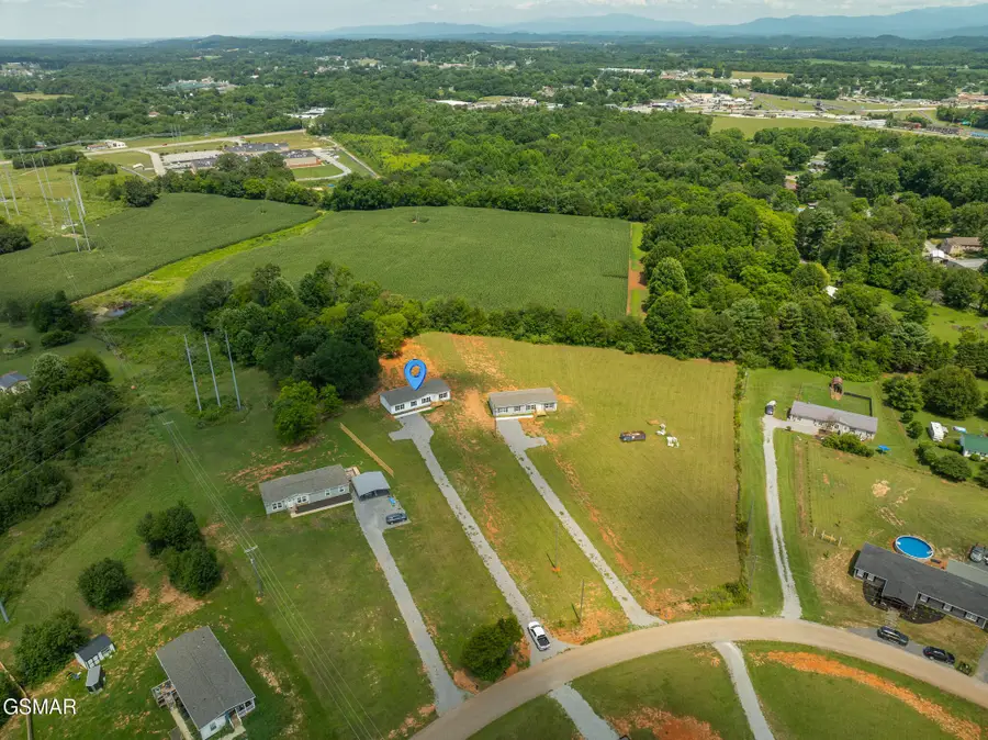 147 Hill Loop Rd, Madisonville, TN 37354 - #3