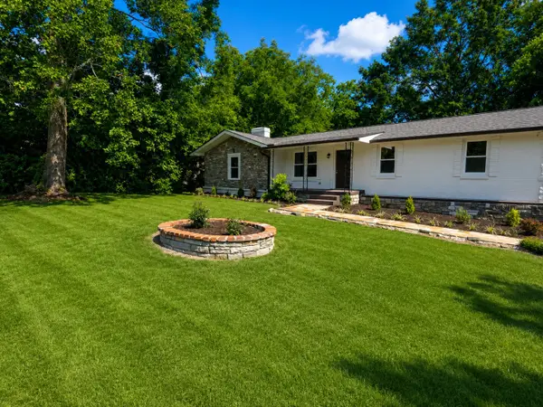 108 Hickory Hills Dr, Hendersonville, TN 37075