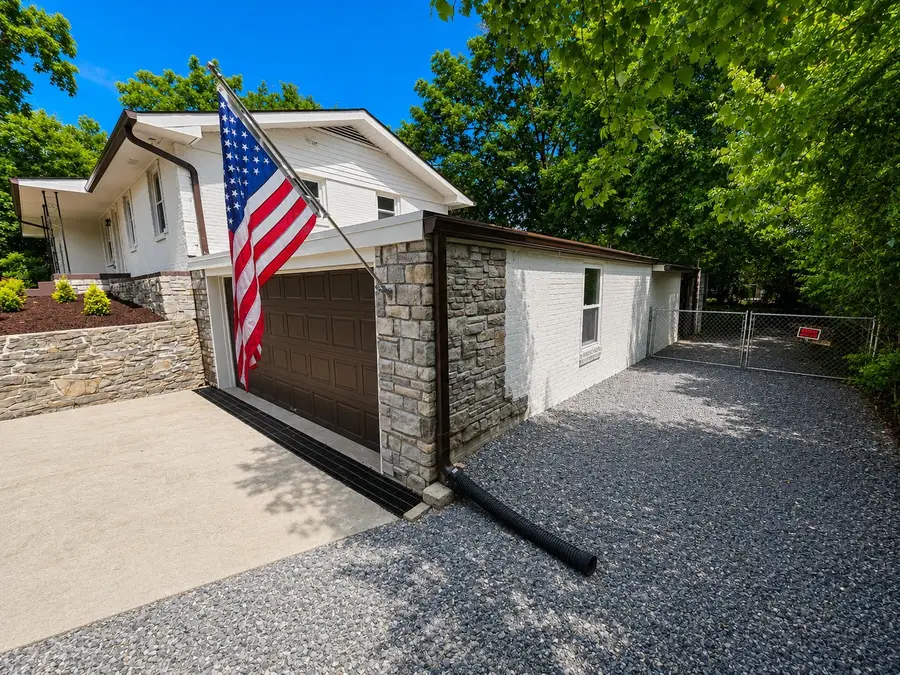 108 Hickory Hills Dr, Hendersonville, TN 37075 - #3