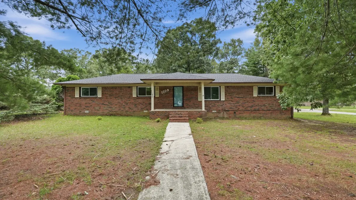 1109 Mcmahan St, Manchester, TN 37355 - #1