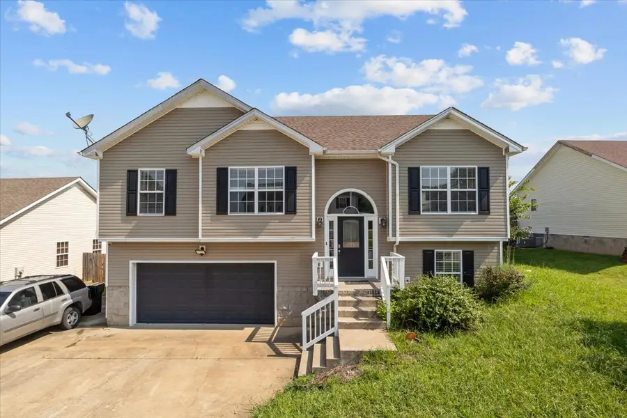 1613 Broad Cir, Clarksville, TN 37042 - #2