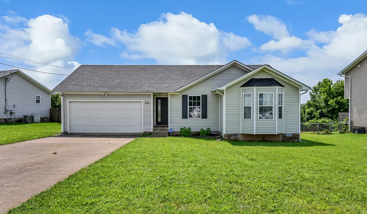 707 Shetland Dr, Oak Grove, KY 42262 - #1