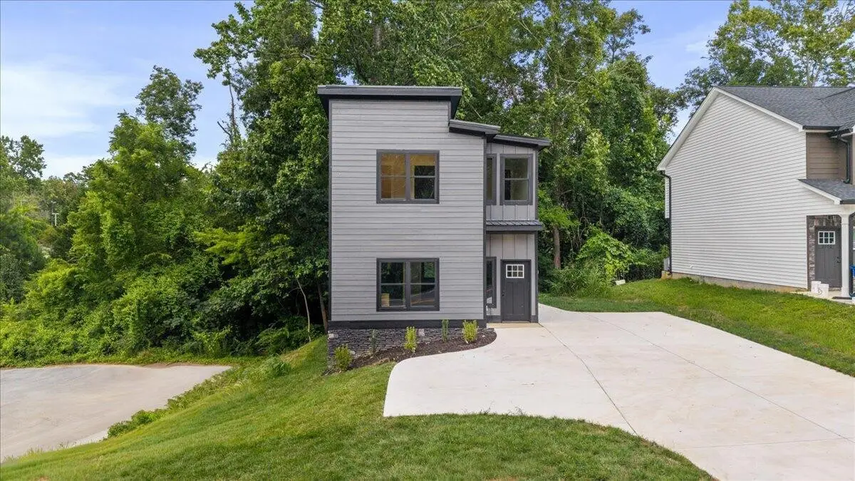3008 Henderson Avenue Nw, Cleveland, TN 37312 - #1