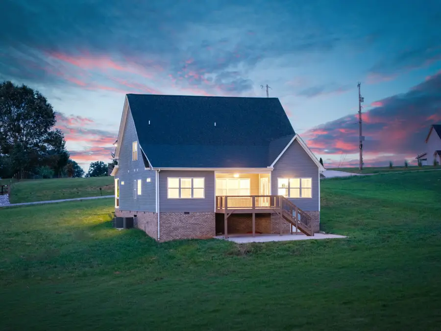 3968 Chapel Hill Rd, Clarksville, TN 37040 - #3