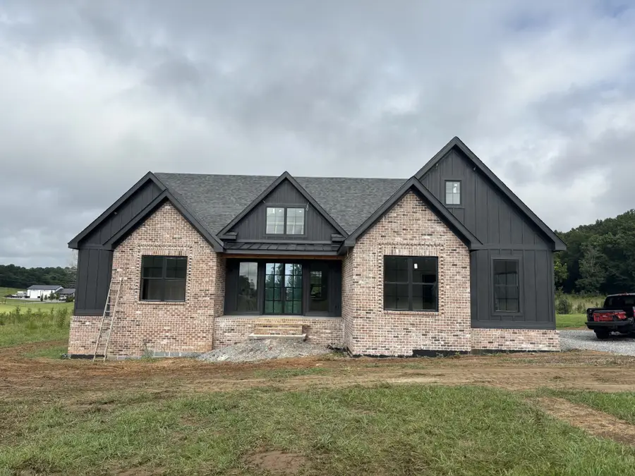 2264 Hogan Rd, Burns, TN 37029 - #2