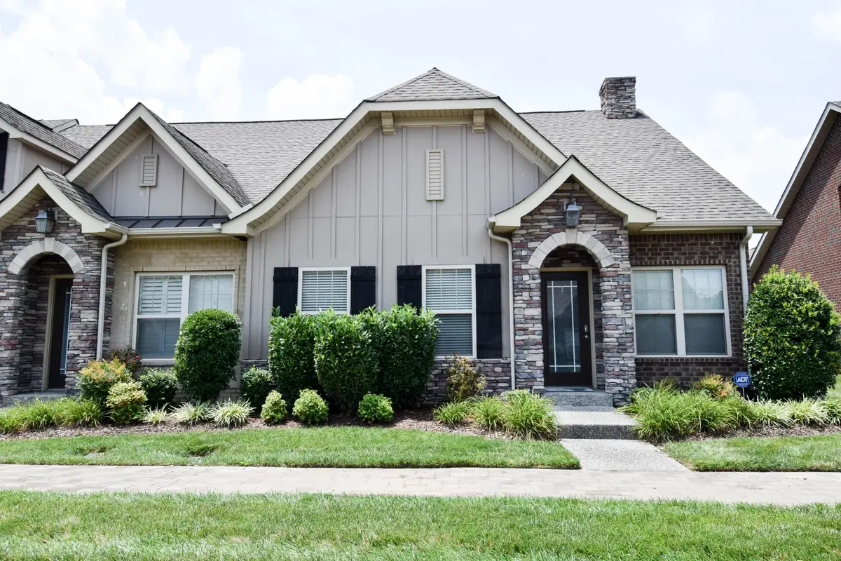 236 Glennister Ct, Gallatin, TN 37066 - #1