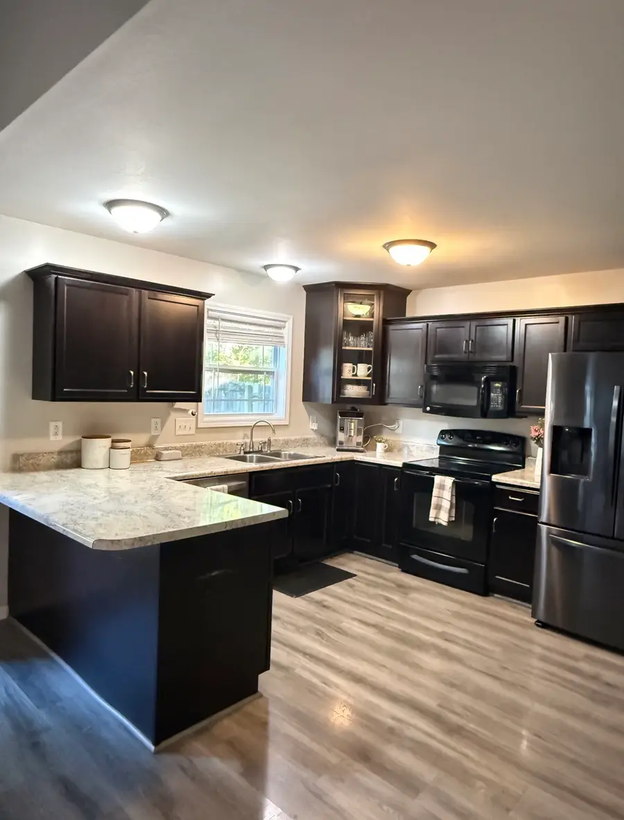 3828 Maliki Dr, Clarksville, TN 37042 - #3