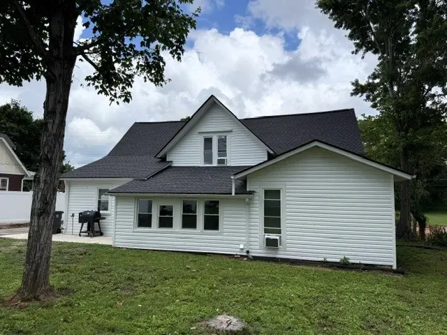 203 Donnell St, McMinnville, TN 37110 - #2