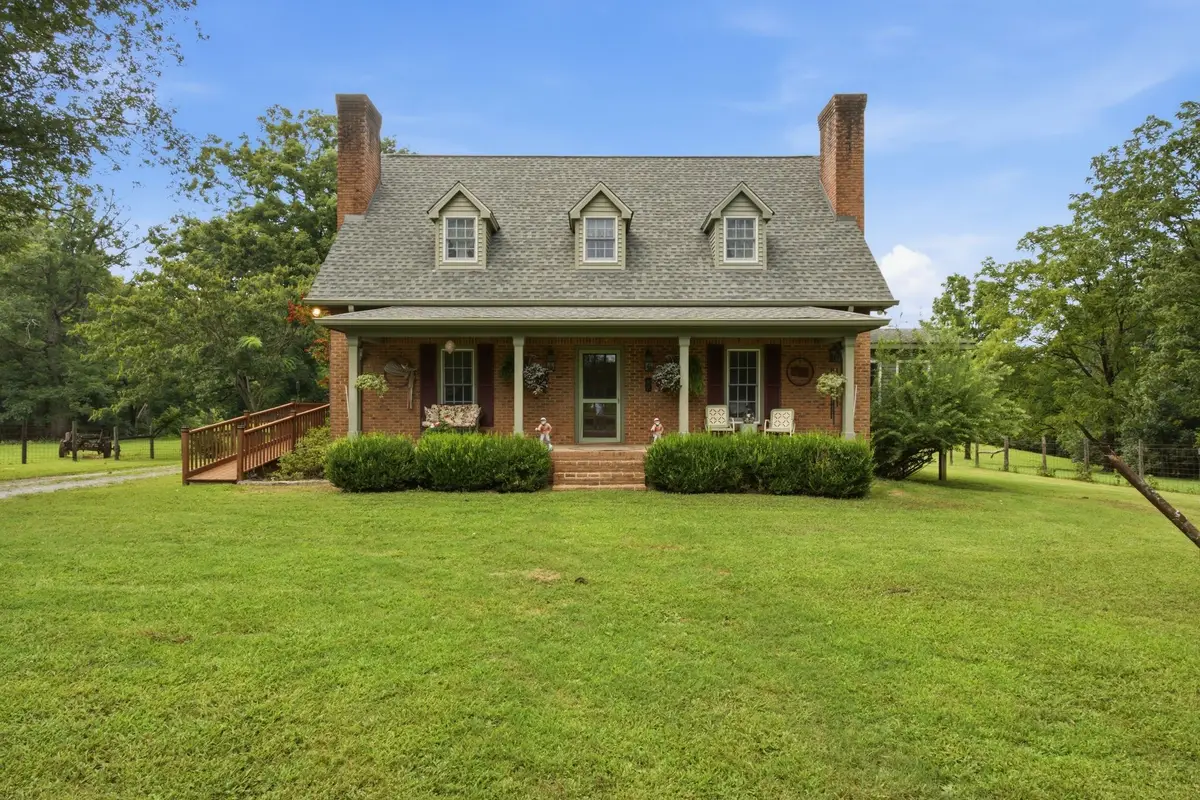 1376 Dividing Ridge Rd, Goodlettsville, TN 37072 - #1