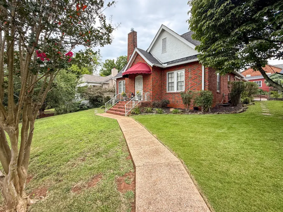 643 E Crest Road, Chattanooga, TN 37404 - #3