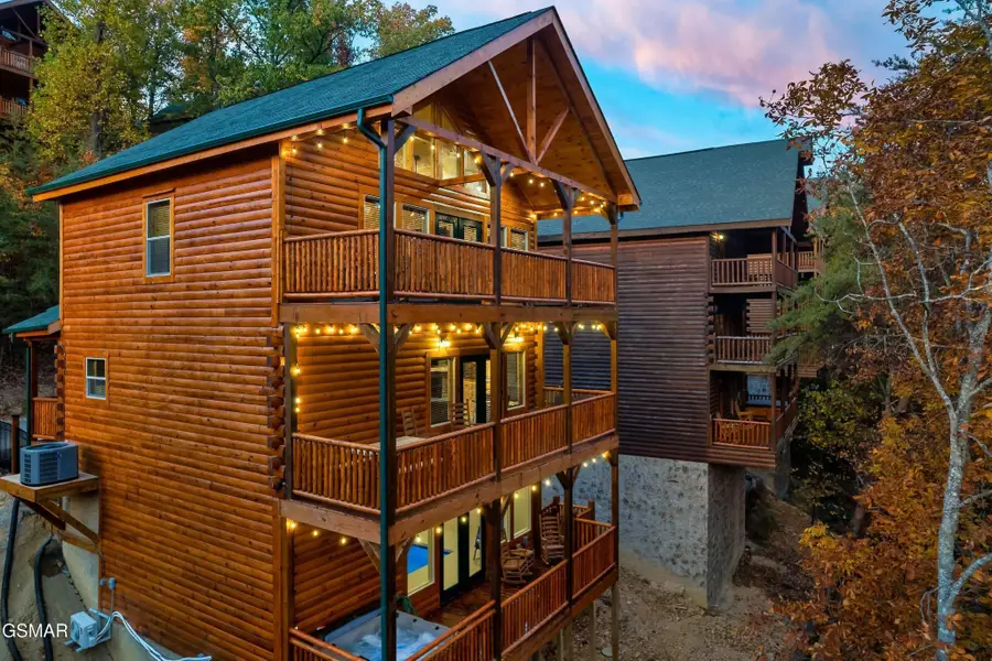 842 Black Bear Cub Way, Sevierville, TN 37862 - #2