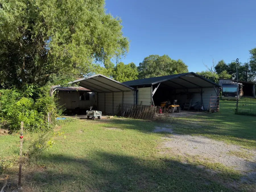 2709 Pea Ridge Rd, Liberty, TN 37095 - #3