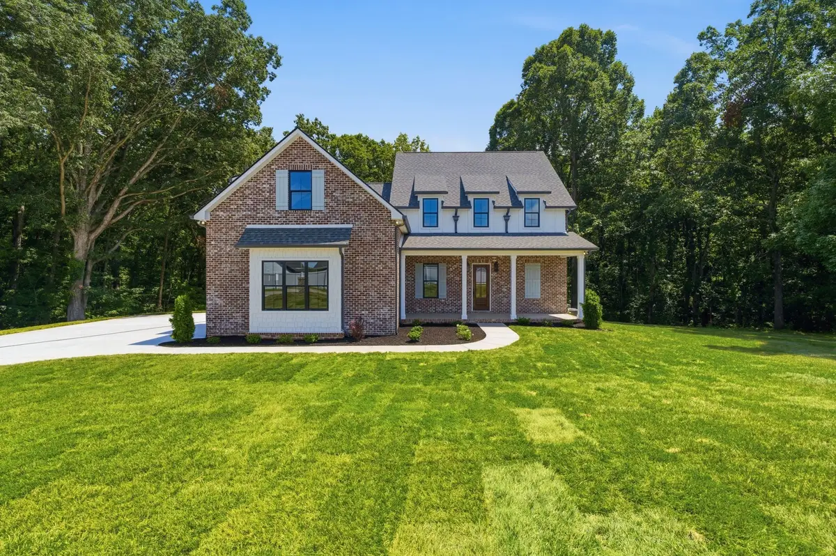 5855 Fisher Grove Rd, Greenbrier, TN 37073 - #1