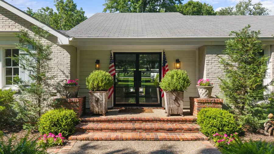 1018 Gateway Ln, Nashville, TN 37220 - #2